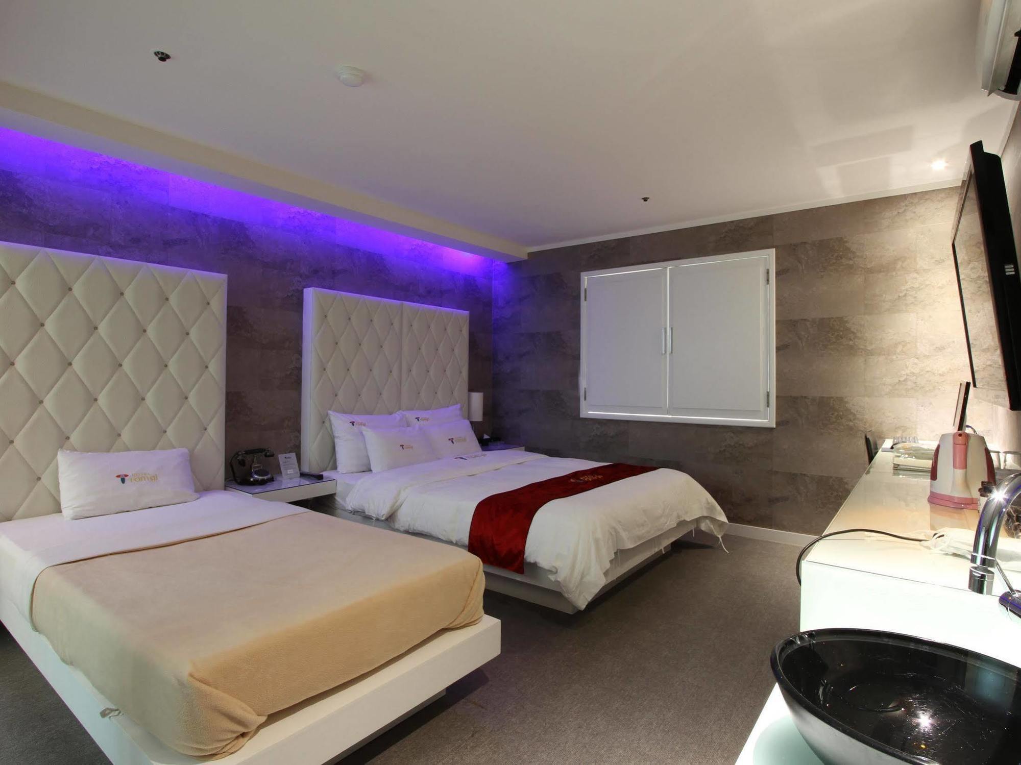 Hotel Tomgi 首爾 外观 照片