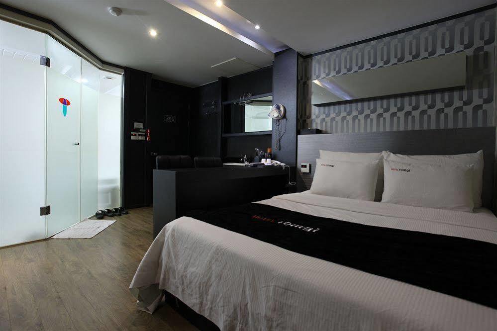 Hotel Tomgi 首爾 外观 照片
